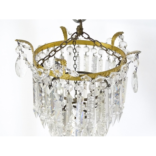 1522 - A late 19th / early 20thC three tier bag light shade with lustre drops. Approx. 15