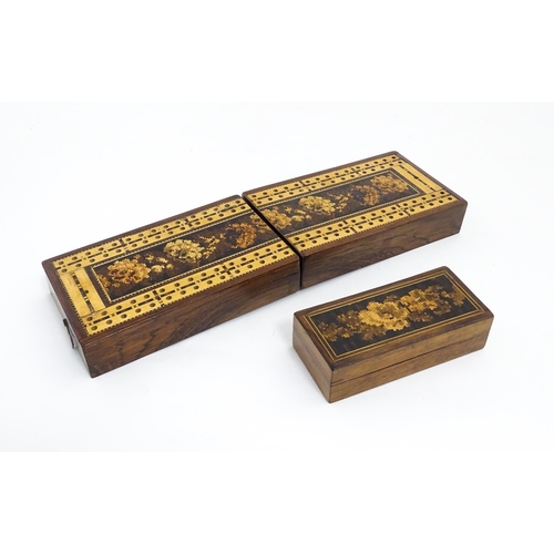 1064 - A 19thC Tunbridge ware travelling / folding cribbage board with floral and foliate decoration. Toget... 