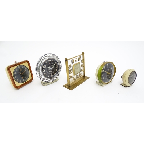 125 - Five assorted vintage retro clocks to include one by Ingersoll Ltd., Big Ben Repeater by Westclox, B... 