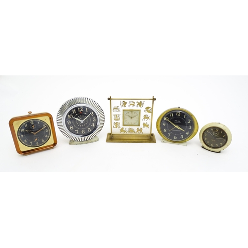 125 - Five assorted vintage retro clocks to include one by Ingersoll Ltd., Big Ben Repeater by Westclox, B... 