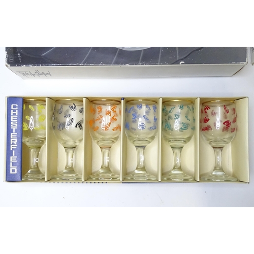 358 - A quantity of assorted glassware to include a set of six Chesterfield glasses with coloured decorati... 
