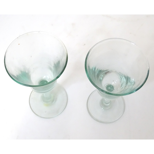 415 - Assorted glassware to include a Murano pot and cover, a glass Goebel model of a dog and two drinking... 