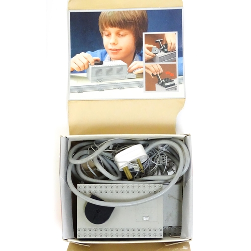 631 - Toys: A quantity of Lego to include Technical Set 853, Technic 8700, 7864 and 870. Boxed. Largest bo... 