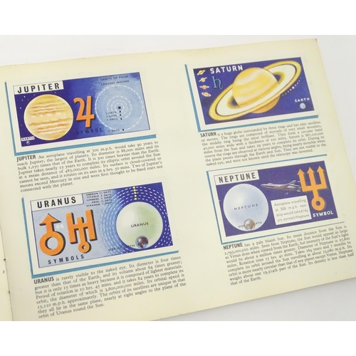 724 - A quantity of assorted tea picture cards to include examples from the Brooke Bond series Famous Peop... 