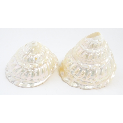 809 - A quantity of assorted items to include a souvenir album of Jerusalem with Flowers of the Holy Land ... 