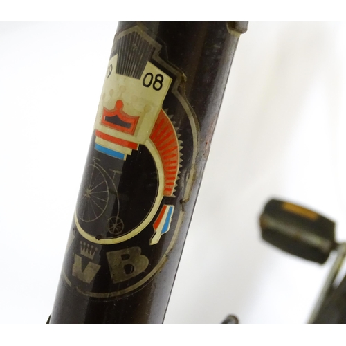 891 - Cycling interest : a mid 20thC Dutch bicycle / bike , marked 'HVB Origineel Merkrywiel' , the frame ... 