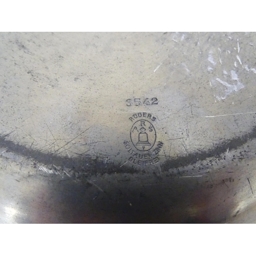 717 - A German pewter dish with central eagle motif Frankfurt Am Main. Marked to reverse Roders Soltauer Z... 