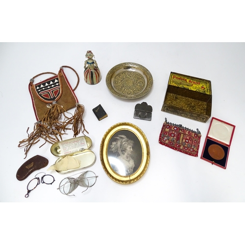 819 - A quantity of miscellaneous items to include a Pioneer brand Golden Flake tin tobacco box by Richmon... 