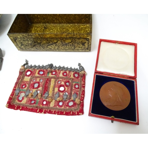 819 - A quantity of miscellaneous items to include a Pioneer brand Golden Flake tin tobacco box by Richmon... 