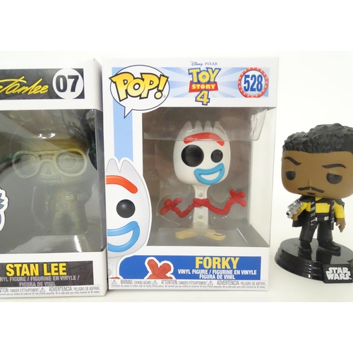 116 - Collectors toys : A quantity of Funko POP! toys to include Harley Quinn, Captain America, Fireman Du... 