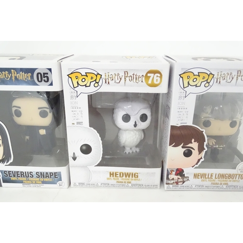 117 - Collectors toys : A quantity of Harry Potter Funko POP! toys to include Ron Weasley, Fawkes, Severus... 