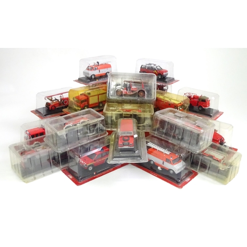 372 - Toys: A quantity of del Prado die cast scale model fire engine vehicles to include 1980 Peugeot J7 V... 