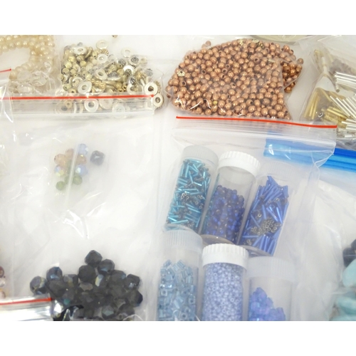 601 - A quantity of jewellery making accessories to include various fastenings / fittings together with as... 