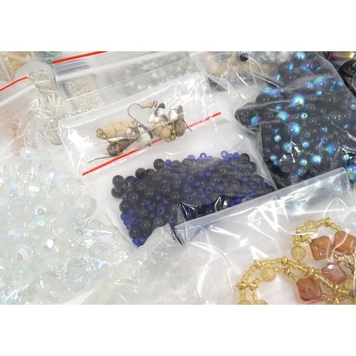 601 - A quantity of jewellery making accessories to include various fastenings / fittings together with as... 