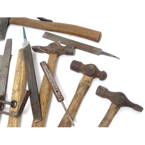 610 - Workshop Tools : a carpenter's toolbox containing a quantity of hand saws, bullnose planes, spoke sh... 