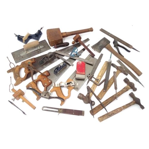 610 - Workshop Tools : a carpenter's toolbox containing a quantity of hand saws, bullnose planes, spoke sh... 
