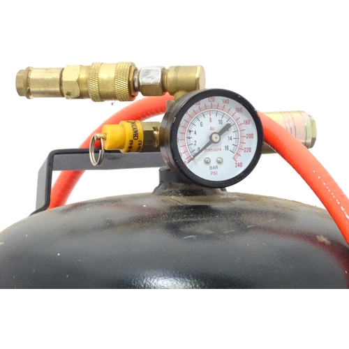 652 - Workshop Tools : An Axminster 577002 pneumatic drill, together with an SiP Airmate 24ltr air receive... 