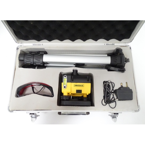 653 - Workshop Tools : an Axminster SLB-9100N tilting biscuit joiner (with manual), together with a Perfor... 