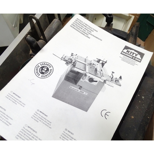669 - Workshop Tools : a Kity Bestcombi 2000 combination woodworking machine, with manual. Approx 39