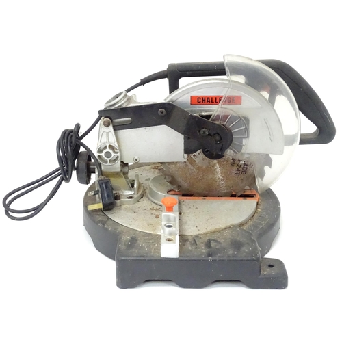 7 - Workshop Tools : a Challenge MMS5805 circular mitre saw, with spare blade, approx 18