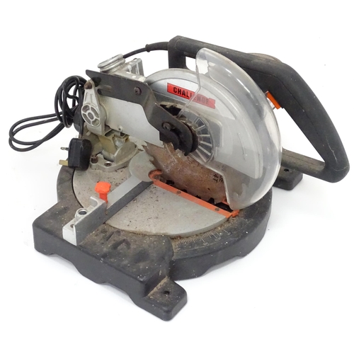 7 - Workshop Tools : a Challenge MMS5805 circular mitre saw, with spare blade, approx 18