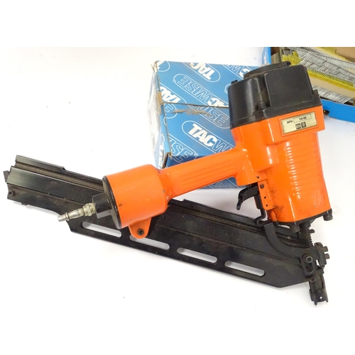 9 - Workshop Tools : a Silverline 282400 air framing nailer, together with a large quantity of boxed fra... 