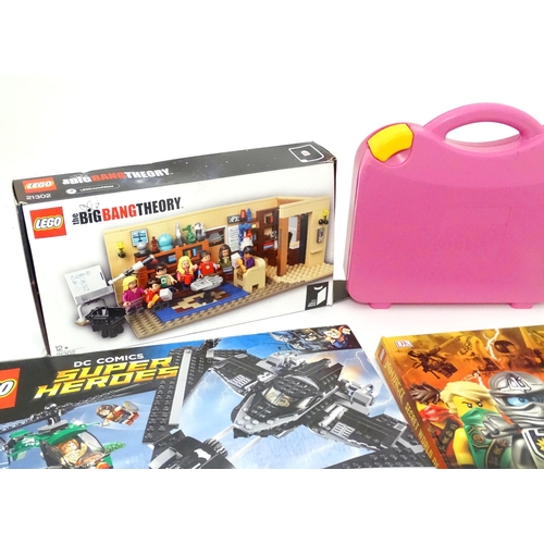 889 - Toys : a quantity of assorted Lego , boxed examples to include Minecraft, The Big Bang Threory, City... 