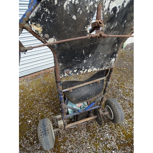 899 - A late 20thC petrol Go Kart, fitted with an Acme AL 215 B 5hp petrol engine, approx 57