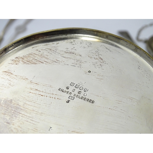 583 - A quantity of assorted silver plate items to include marrow scoop, coffee bean spoons, tongs, ashtra... 