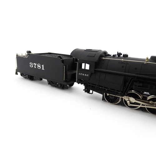 854 - Toys - Model Train / Railway Interest : Bachmann HO scale model electric train / locomotive no. 651 ... 