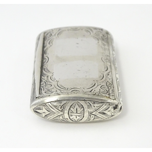 336 - A Victorian silver snuff box with engraved decoration hallmarked Birmingham 1878, maker Hilliard & T... 