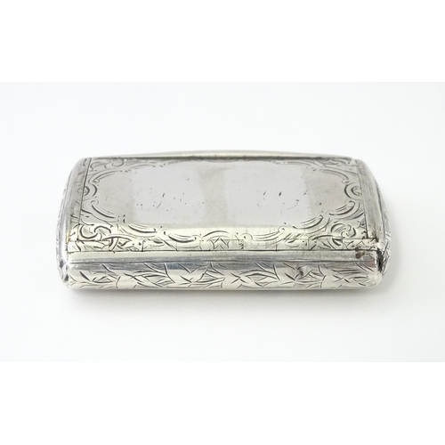 336 - A Victorian silver snuff box with engraved decoration hallmarked Birmingham 1878, maker Hilliard & T... 