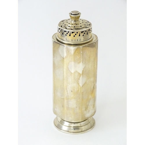 337 - An Art Deco silver caster, hallmarked London 1934 with jubilee mark, maker Goldsmiths silversmiths C... 