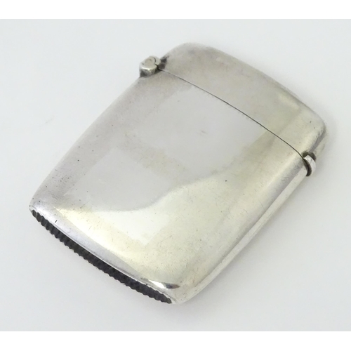 342 - A Victorian silver vesta case hallmarked Birmingham 1894, maker John Millward Banks . Approx. 2 1/4