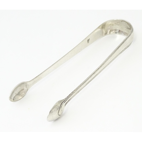 354 - Geo III silver thread pattern sugar tongs by George Smith & William Fearn. Approx. 5 1/2