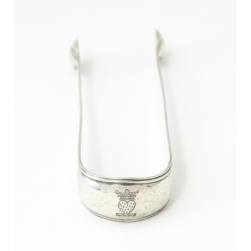 354 - Geo III silver thread pattern sugar tongs by George Smith & William Fearn. Approx. 5 1/2