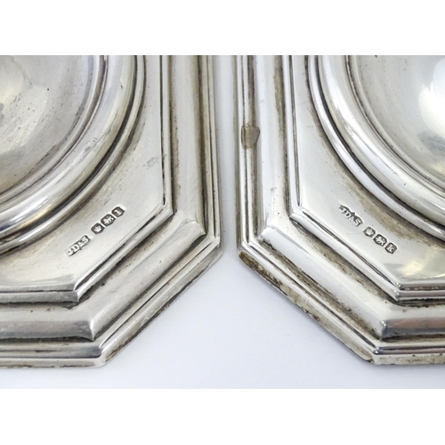 546 - A pair of silver candlesticks hallmarked Sheffield 1927 / 28, maker James Dixon & Sons Ltd. Approx. ... 