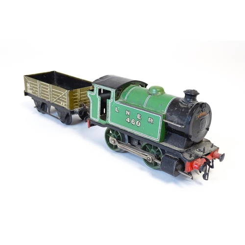 852 - Toys - Model Train / Railway Interest : A Hornby O gauge Type 101 0-4-0 clockwork tank locomotive LN... 