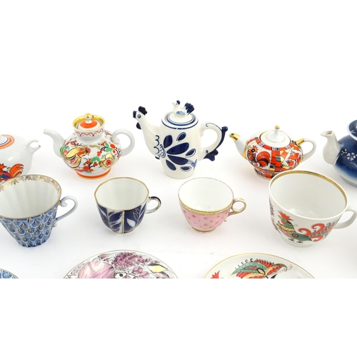 178 - A quantity of assorted Russian / Soviet Union ceramics to include a Lomonosov teapot designed by Lar... 