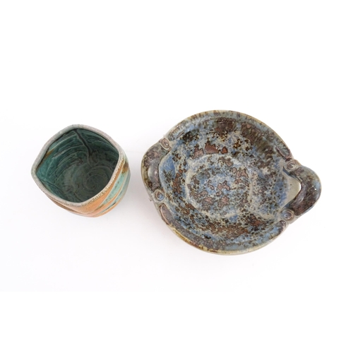 189 - Two items of studio pottery to include a Jeff Oestreich small footed vase with geometric detail, wit... 