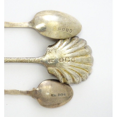 350 - A quantity of assorted silver items to include ice tongs hallmarked Sheffield 1912, maker Joseph Rod... 