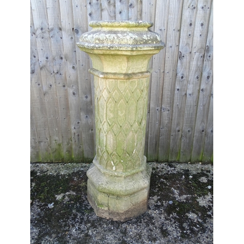 827 - Garden / Architectural: a 19thC Doulton Lambeth stoneware chimney pot. Approx. 44