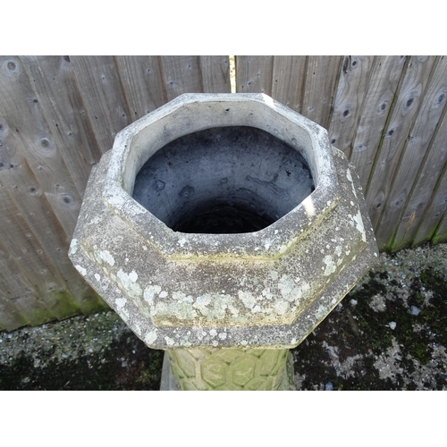 827 - Garden / Architectural: a 19thC Doulton Lambeth stoneware chimney pot. Approx. 44