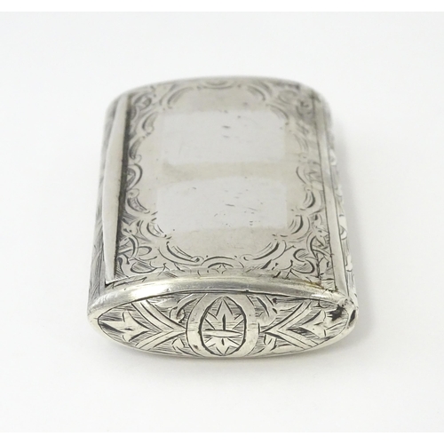 472 - A Victorian silver snuff box with engraved decoration hallmarked Birmingham 1878, maker Hilliard & T... 