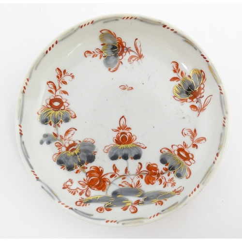 83 - An 18thC Italian / Venetian Cozzi saucer / dish with hand painted floral and gilt detail. Cozzi anch... 