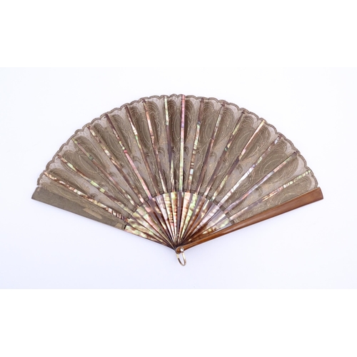 1081 - A French 19thC fan with 16 abalone sticks with embroidered, sequin and abalone detail to leaves, the... 