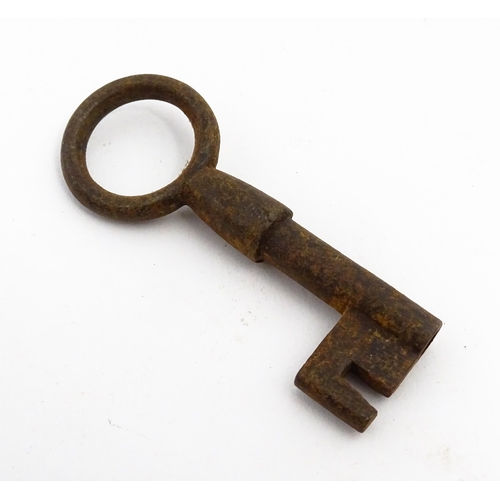 1184 - A quantity of assorted old keys. Together with a Victorian padlock, and another of shaped form with ... 