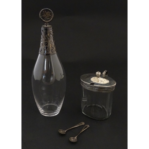 233 - A glass bottle with French silver mounts, together with a glass George III mustard pot with silver m... 