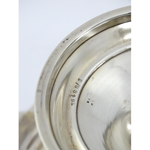 508 - A silver pedestal bowl / tazza hallmarked Birmingham 1924, maker Adie Bros Ltd. Approx. 8 3/4