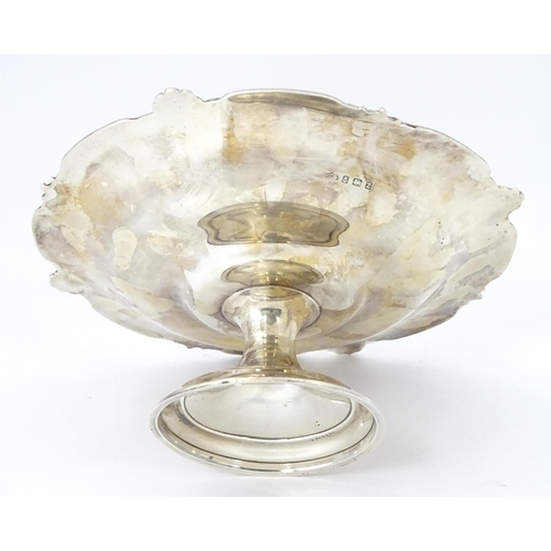 508 - A silver pedestal bowl / tazza hallmarked Birmingham 1924, maker Adie Bros Ltd. Approx. 8 3/4